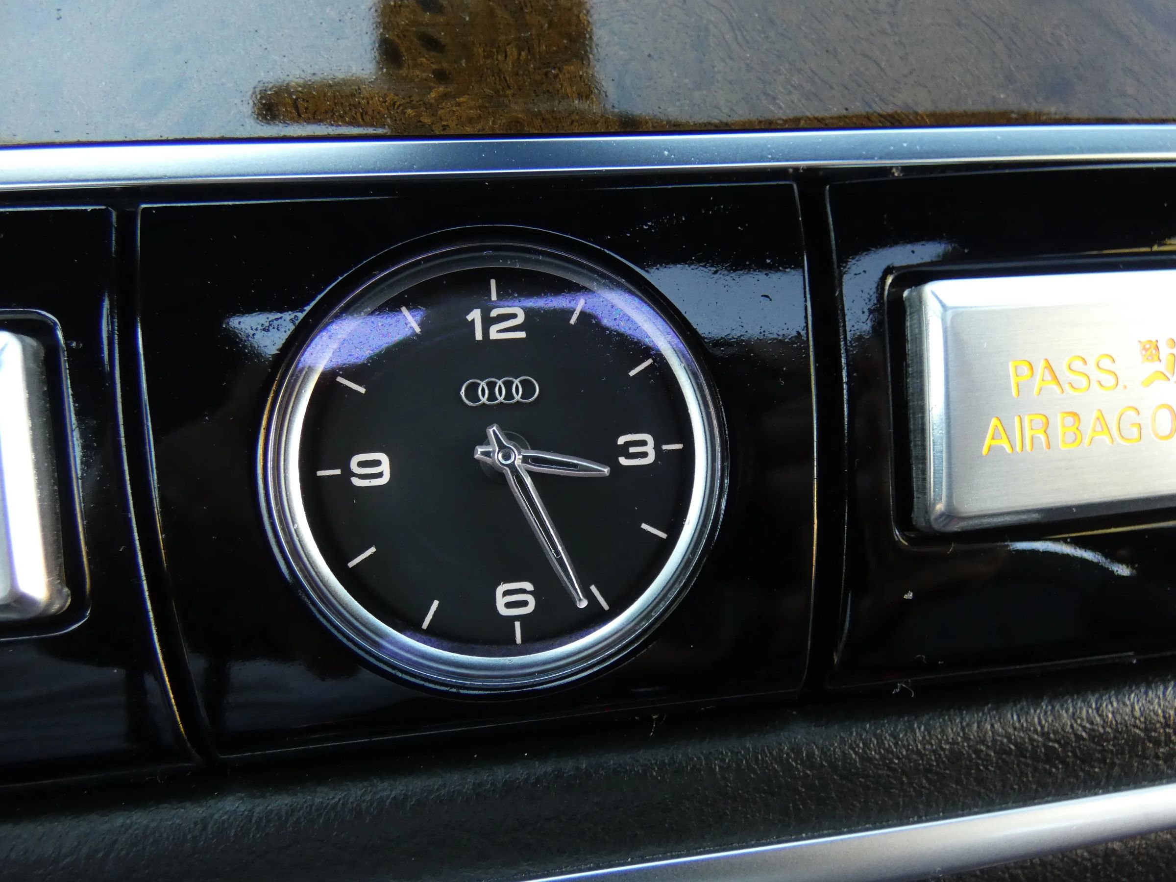 Used 2015 Audi A8 L 4.0T image 69