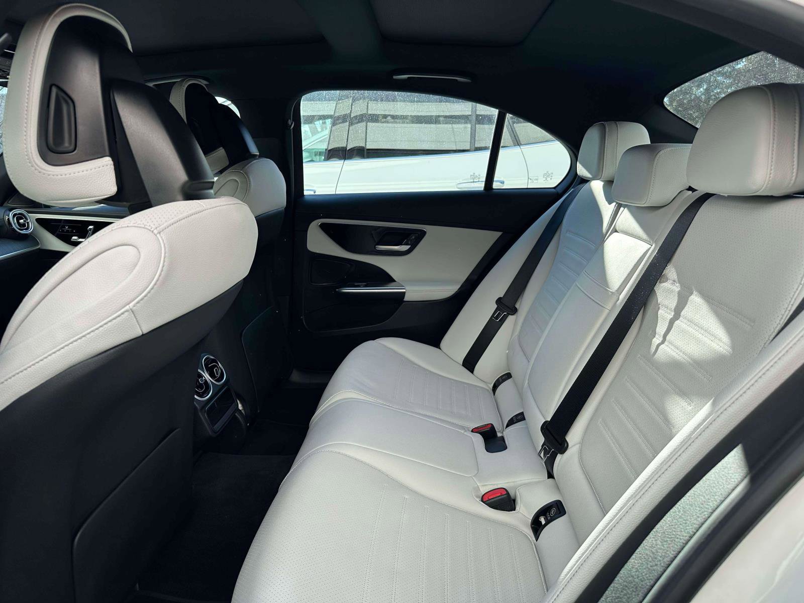 Certified 2023 Mercedes-Benz C 300 4MATIC Sedan image 9