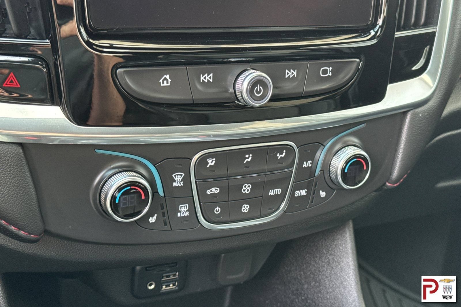 Certified 2023 Chevrolet Traverse RS AWD/4WD image 26
