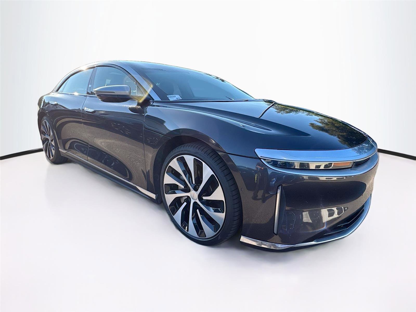 Used 2023 Lucid Air Grand Touring image 1