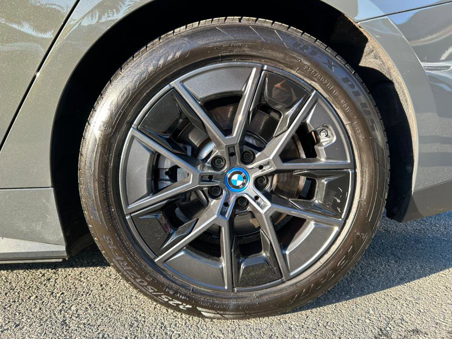 Used 2023 BMW i4 eDrive40 w/ Premium Package image 61