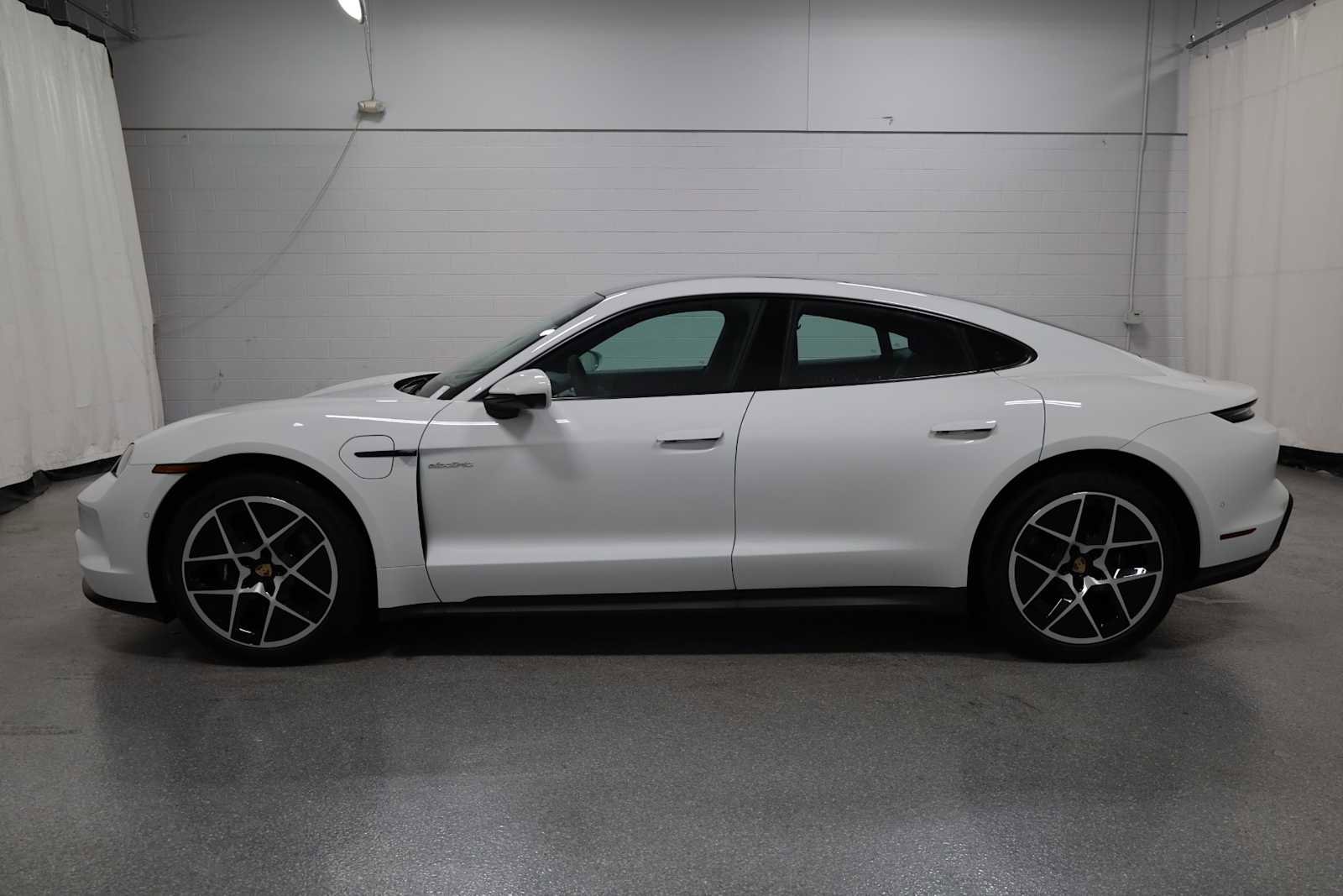Certified 2025 Porsche Taycan image 2
