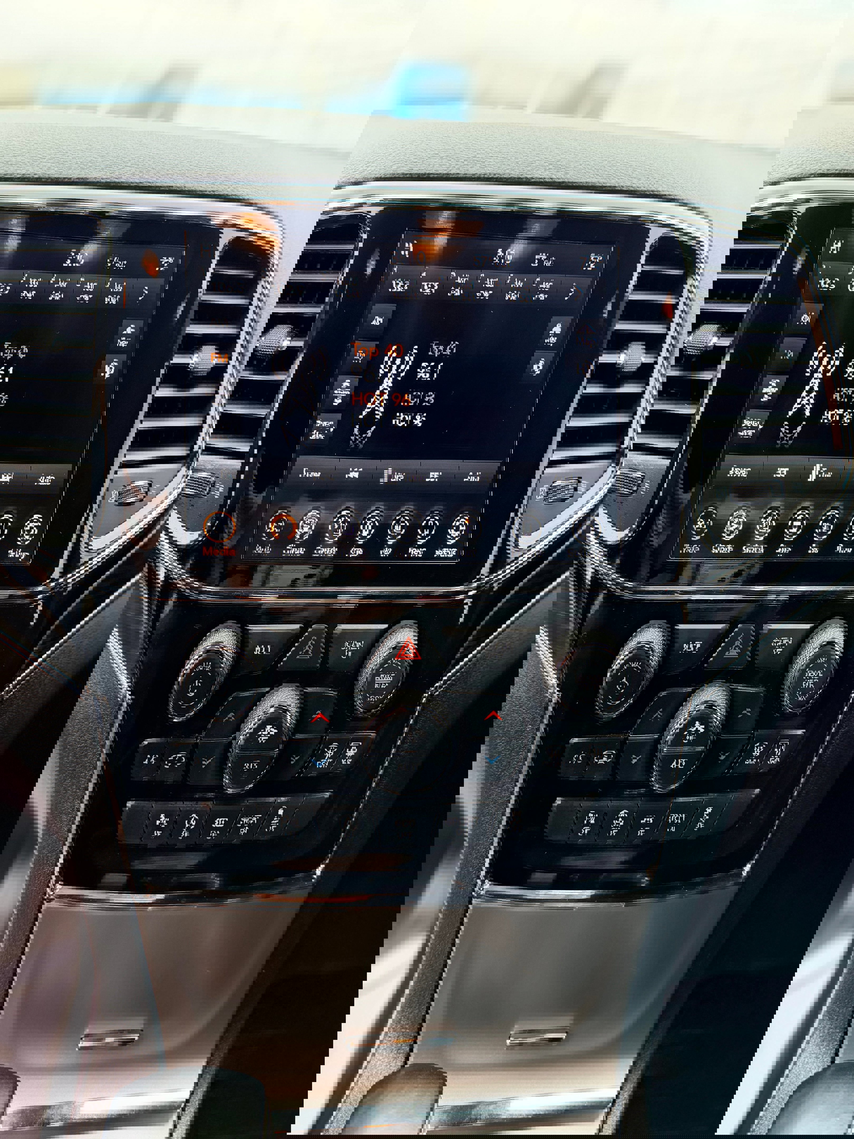 Used 2021 Jeep Grand Cherokee Limited image 15