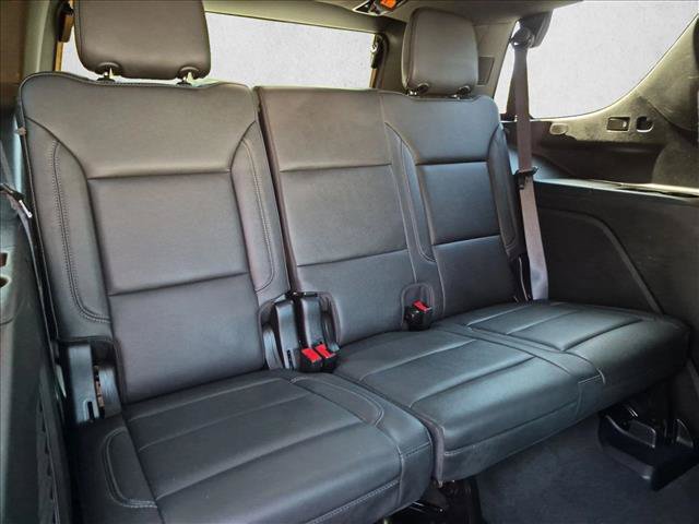 Used 2024 Chevrolet Tahoe Z71 w/ Luxury Package AWD/4WD image 21