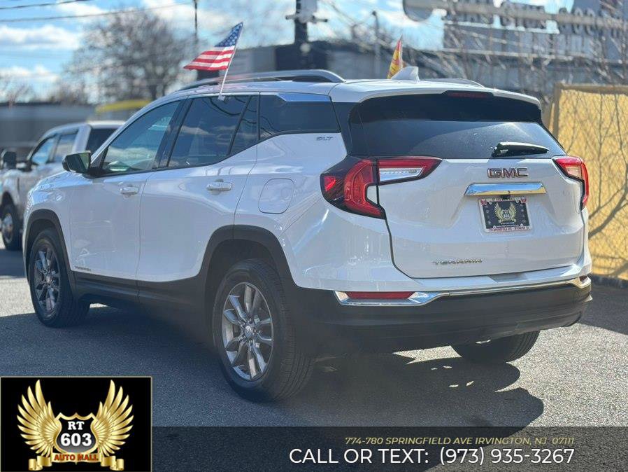 Used 2023 GMC Terrain SLT FWD image 4