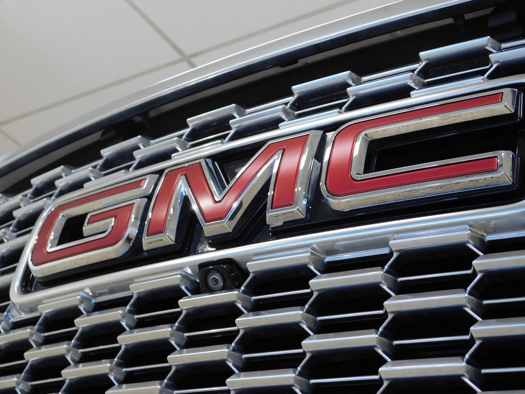 Used 2021 GMC Yukon Denali AWD/4WD image 14