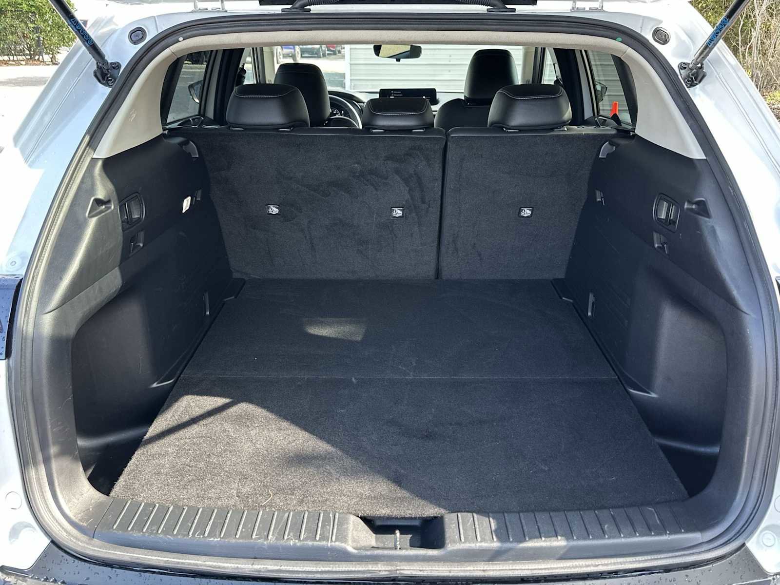 Used 2024 MAZDA CX-50 AWD 2.5 S w/ Cargo Package image 25