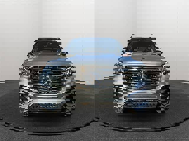 Certified 2025 Mercedes-Benz GLS 450 4MATIC image 2