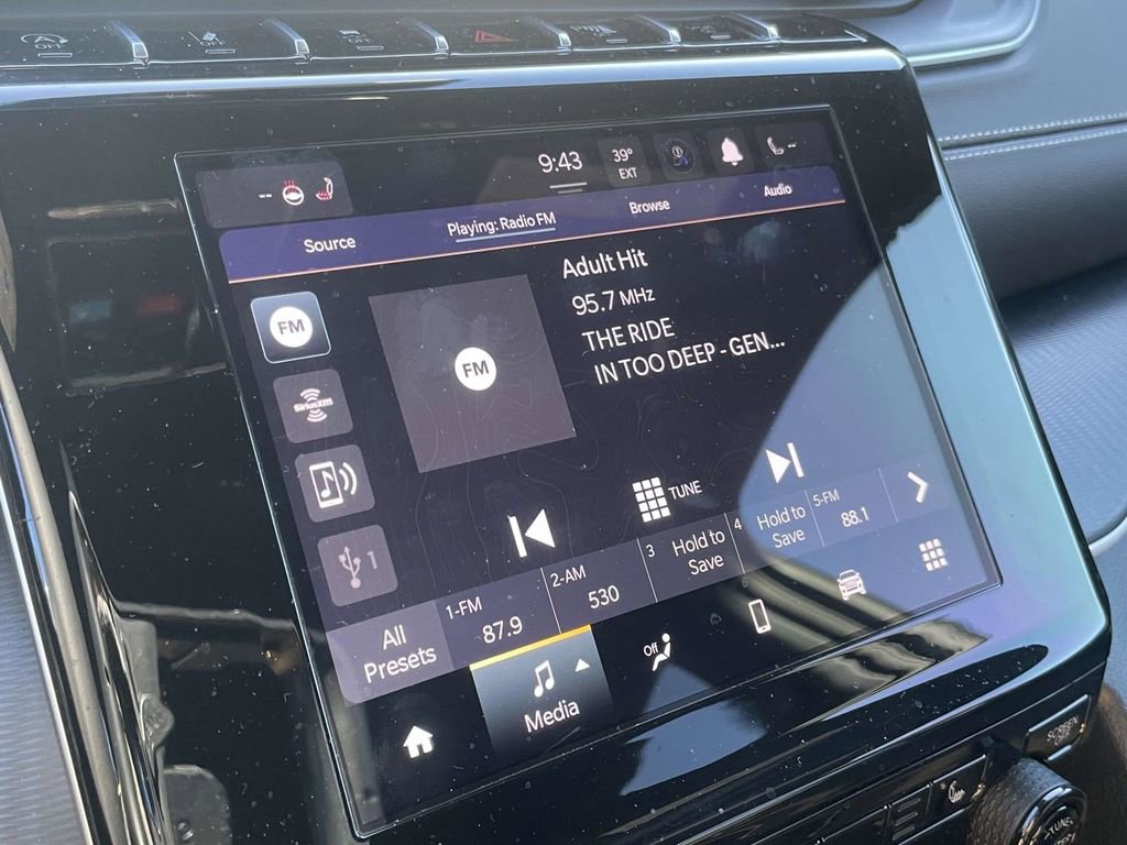 Certified 2025 Jeep Grand Cherokee Altitude image 36