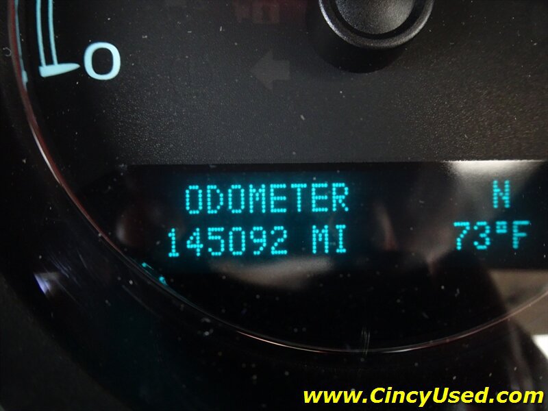 Used 2011 GMC Sierra 3500 SLT w/ SLT Convenience Package AWD/4WD image 25