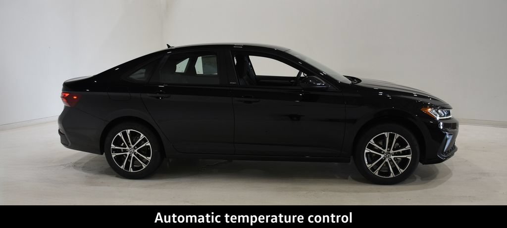 New 2026 Volkswagen Jetta Sport FWD image 3