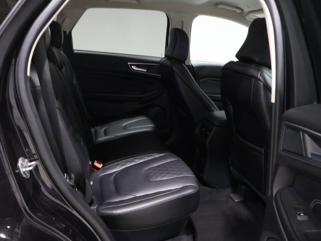 Used 2024 Ford Edge Titanium image 18