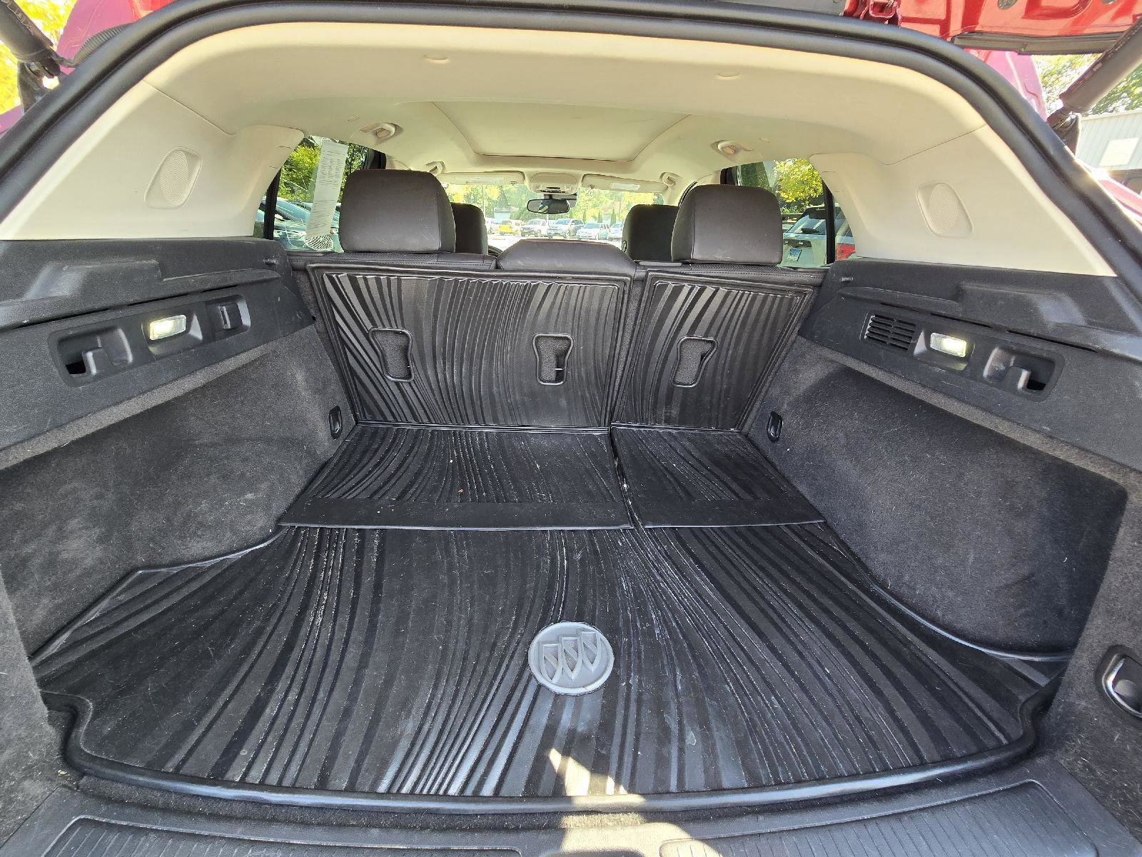 Used 2023 Buick Envision Essence w/ Sport Touring Package FWD image 6