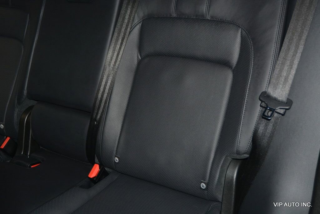 Used 2018 Land Rover Range Rover HSE image 24