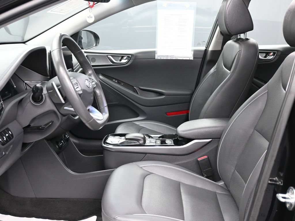 Used 2021 Hyundai Ioniq Limited FWD image 16