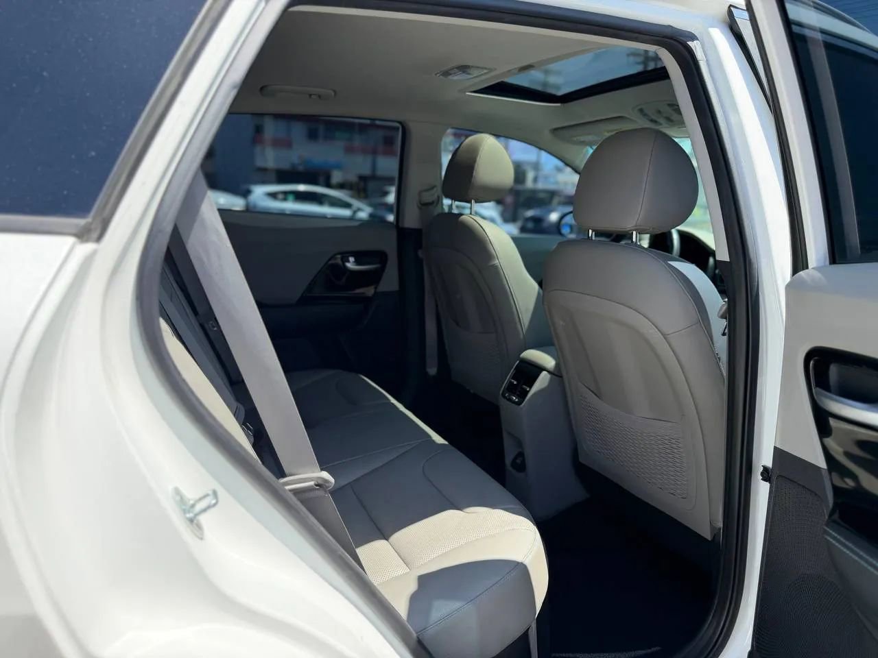 Used 2019 Kia Niro EX Premium w/ Sunroof Package FWD image 31