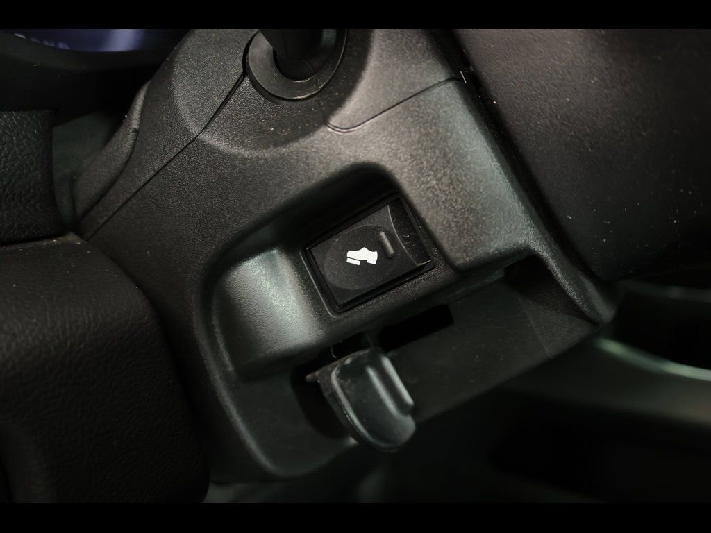 Used 2025 RAM 2500 Laramie w/ Night Edition image 31