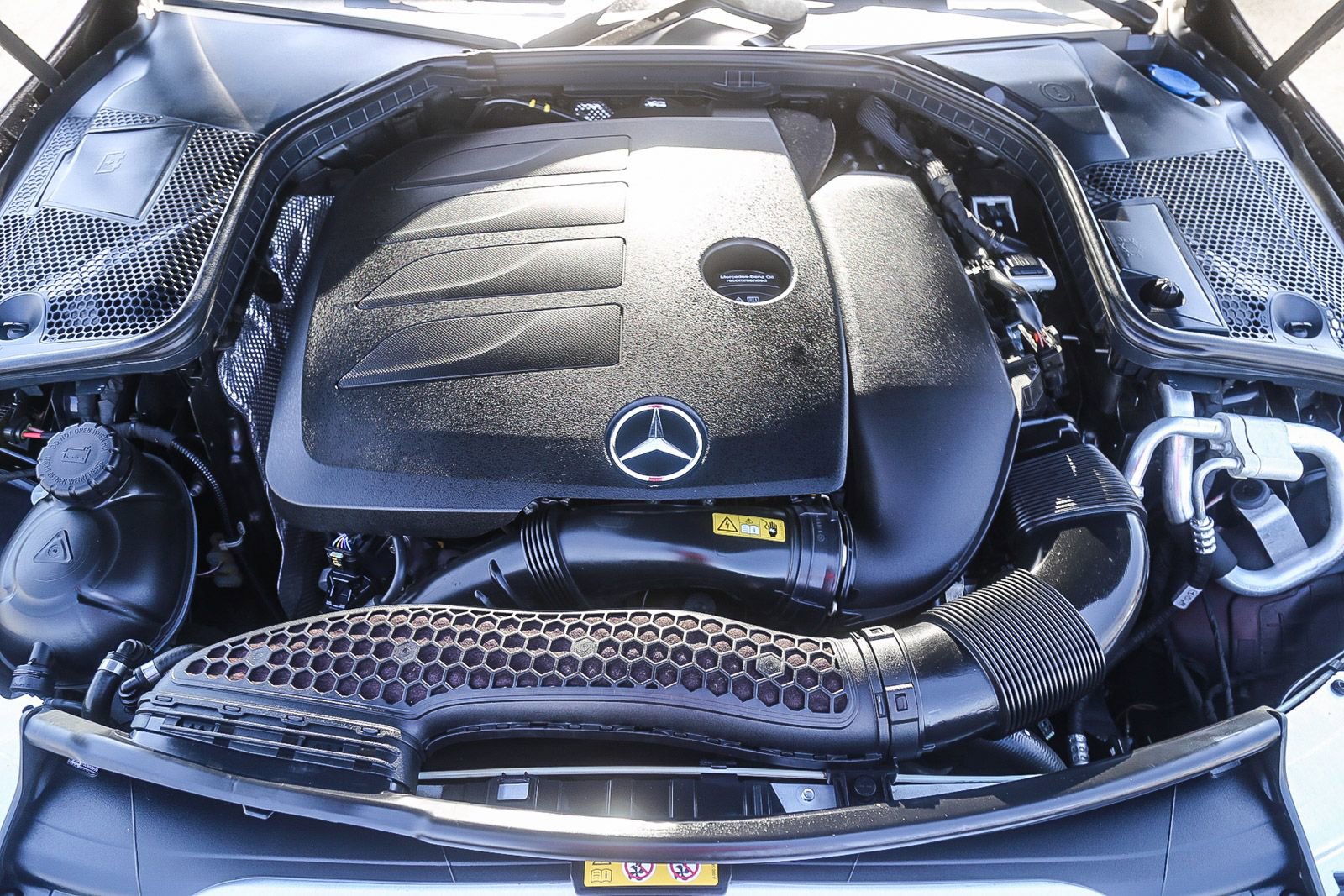 Used 2019 Mercedes-Benz C 300 Cabriolet image 33