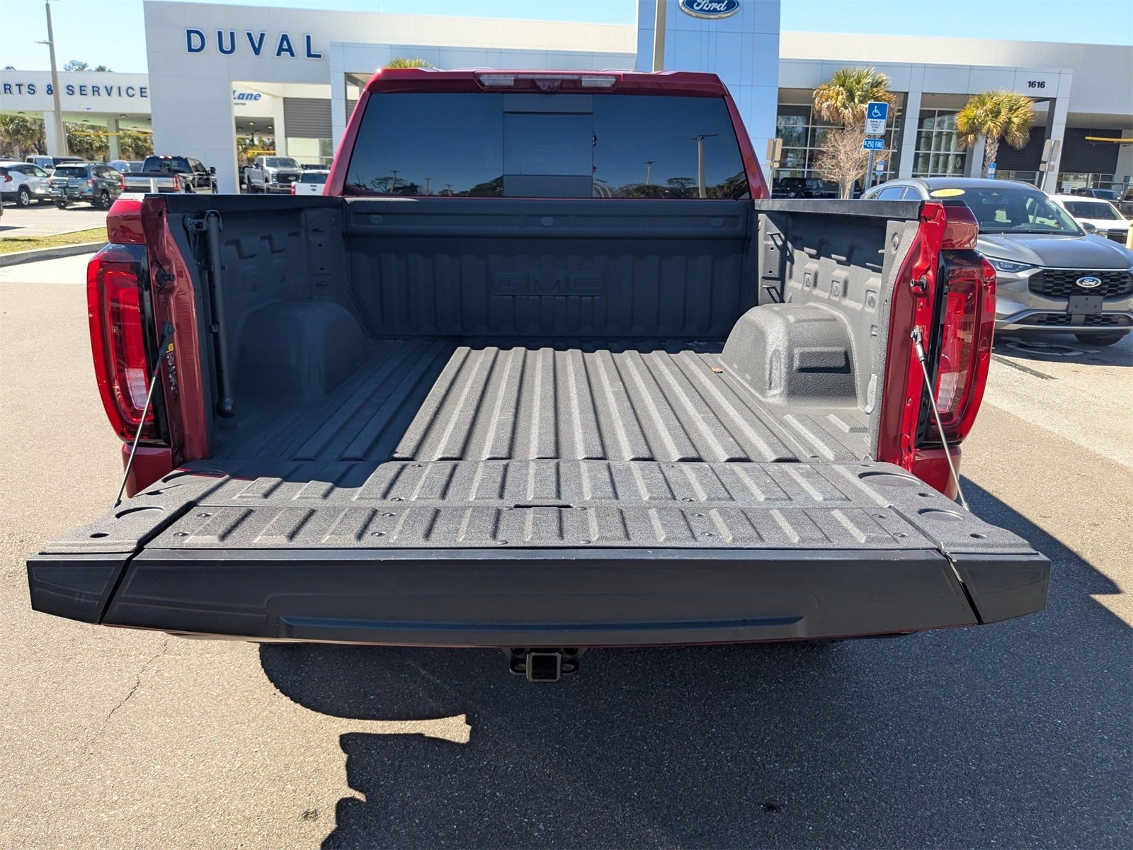 Used 2025 GMC Sierra 1500 AT4X image 13