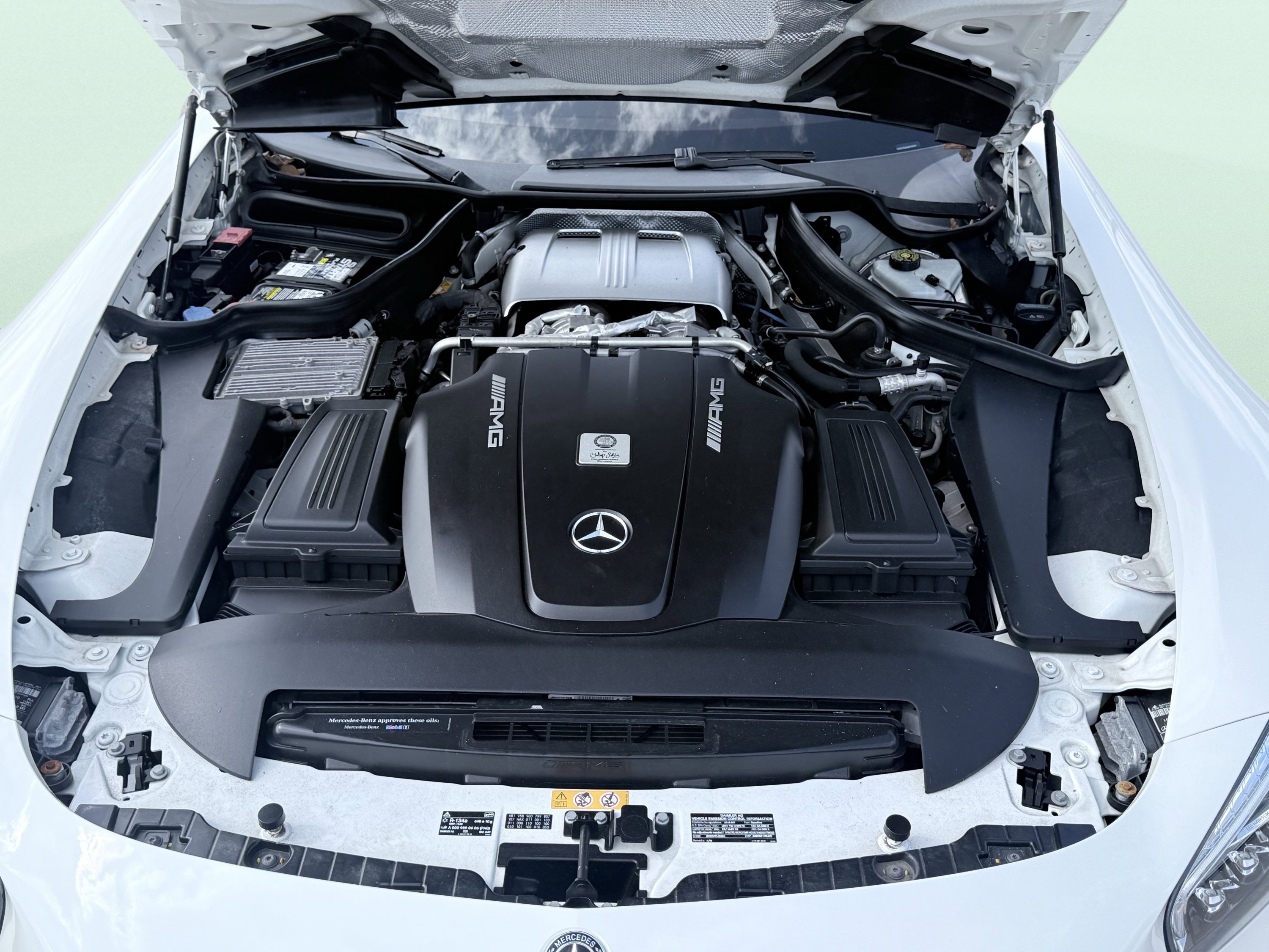 Used 2018 Mercedes-Benz AMG GT Roadster image 6