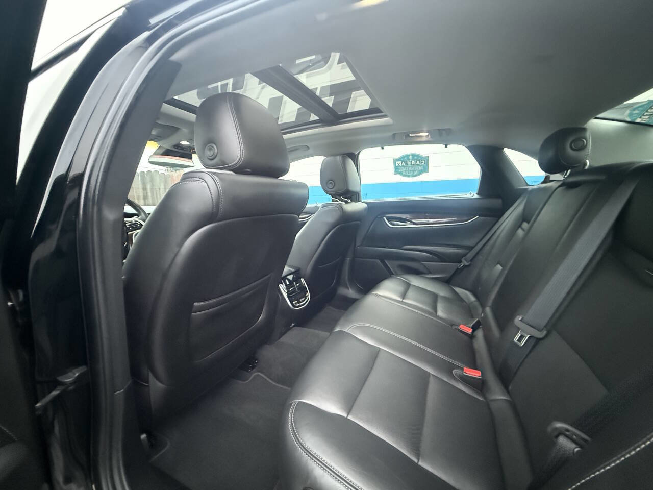 Used 2015 Cadillac XTS Premium image 15