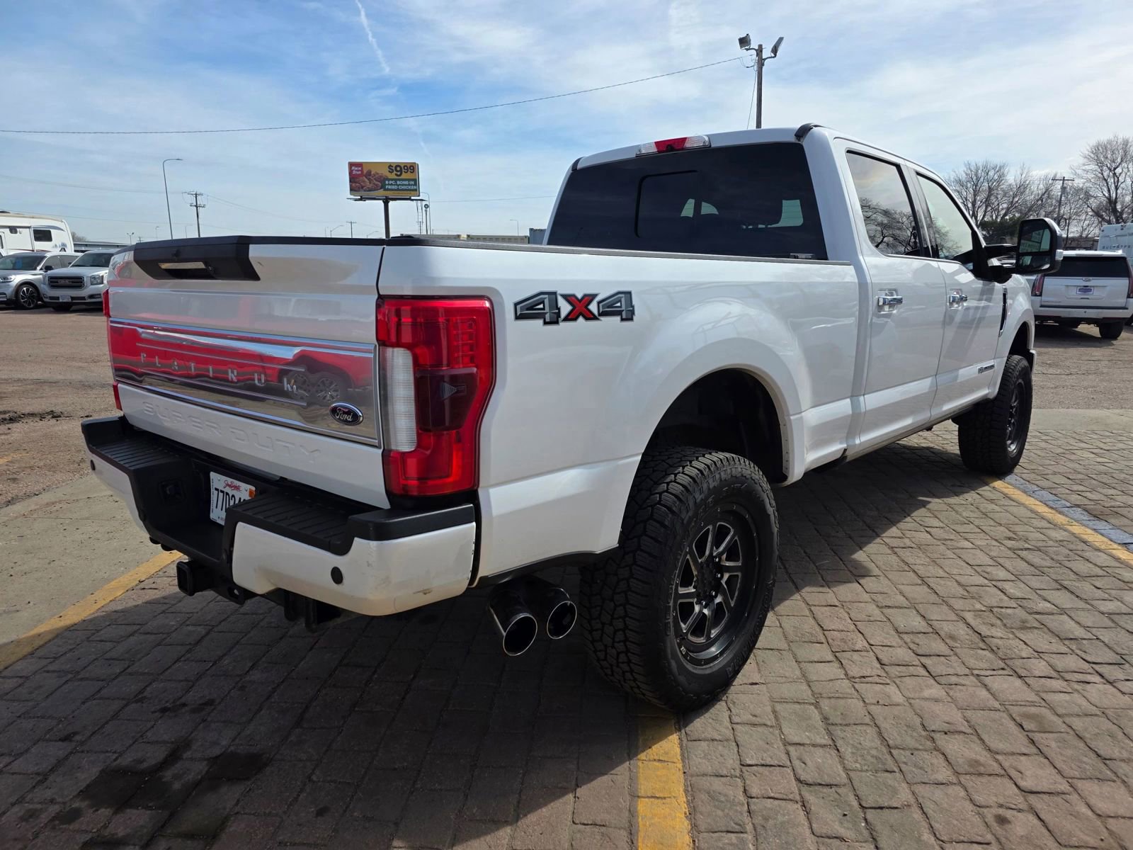 Used 2018 Ford F250 Platinum w/ Platinum Ultimate Package AWD/4WD image 5