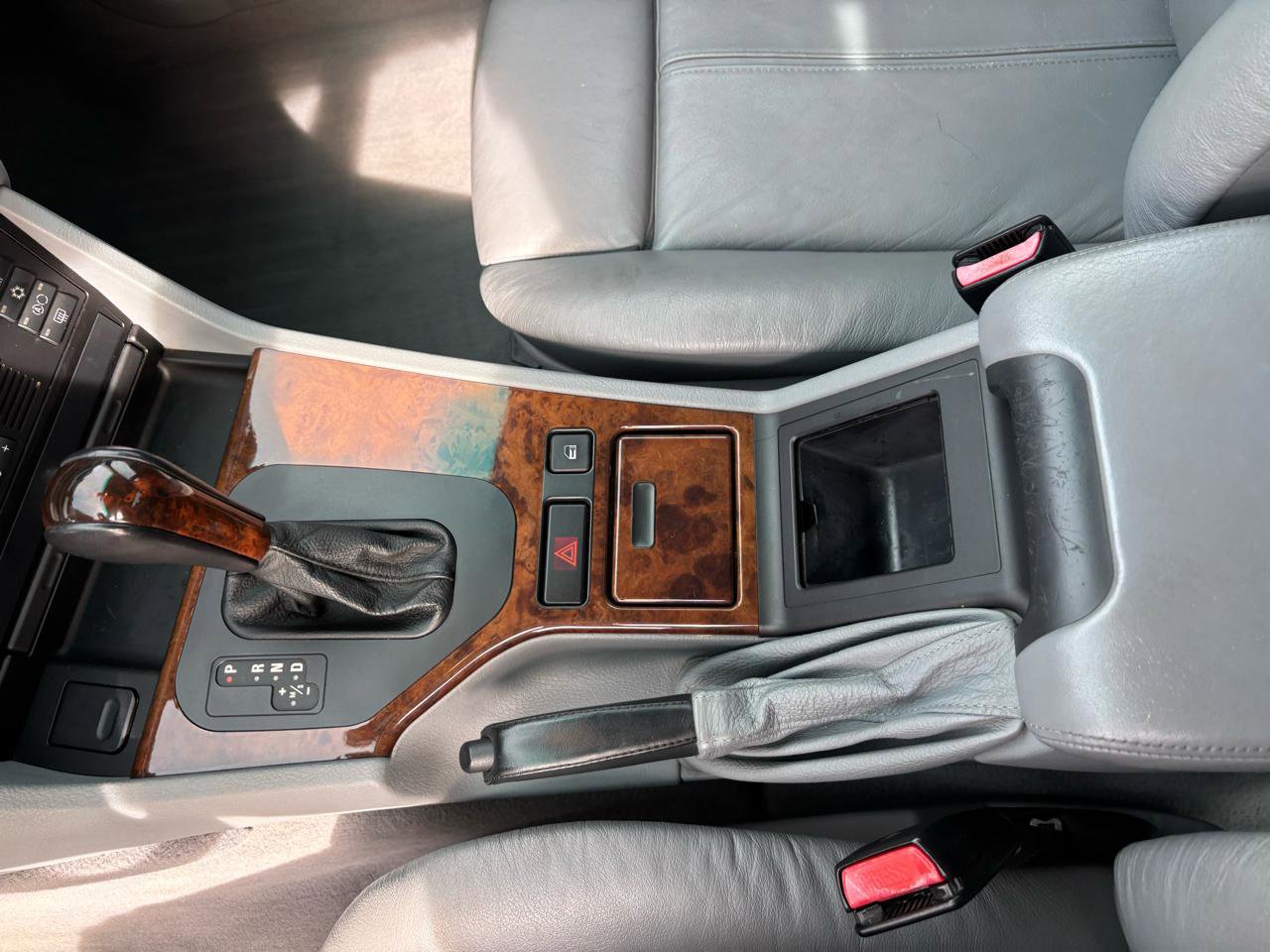 Used 2001 BMW 540i Sedan image 21