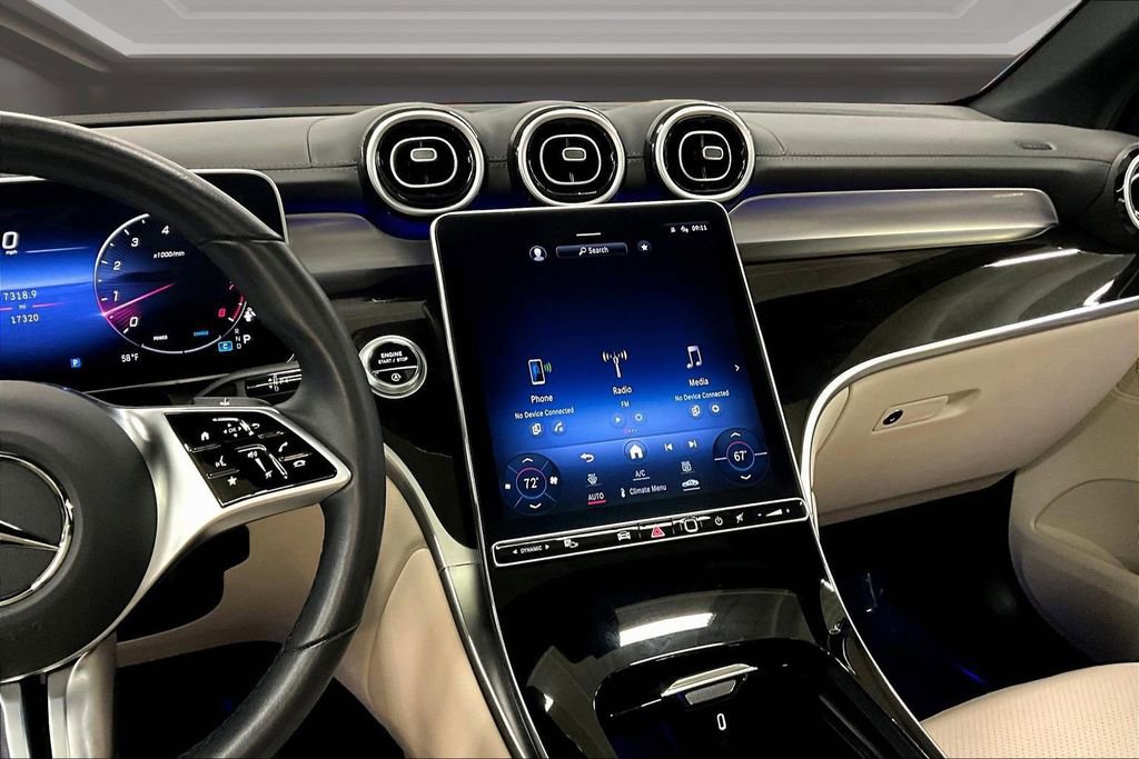 Used 2023 Mercedes-Benz GLC 300 4MATIC image 9