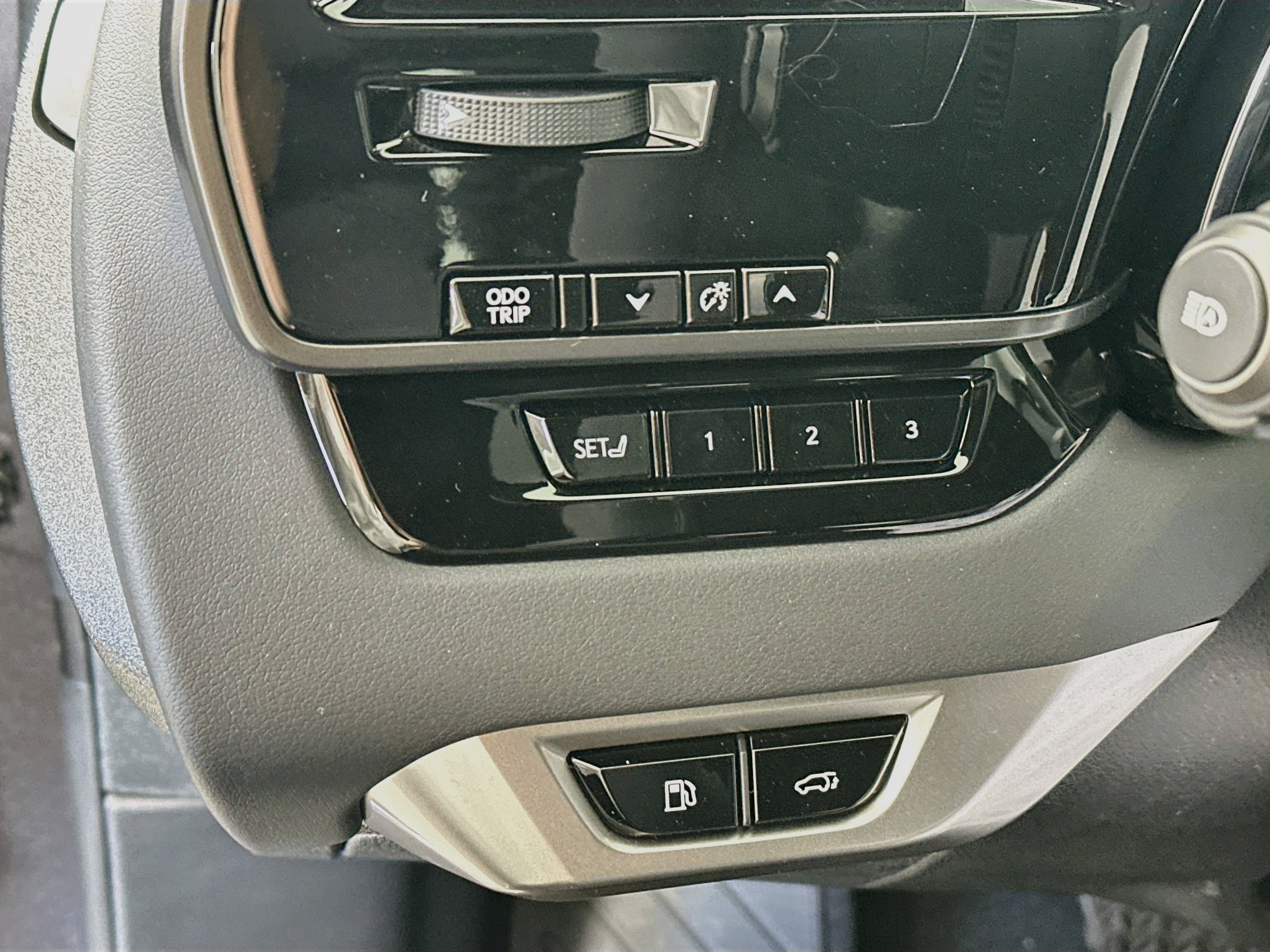New 2026 Lexus RX 350h w/ Convenience Package AWD/4WD image 10