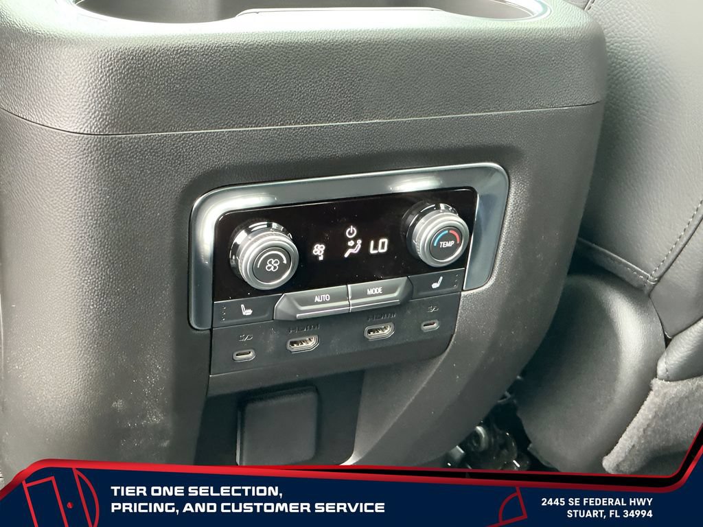 New 2026 GMC Yukon Denali w/ Denali Reserve Package AWD/4WD image 37