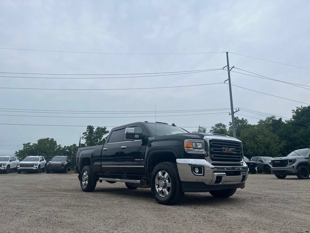 Used 2018 GMC Sierra 2500 SLT w/ Duramax Plus Package AWD/4WD image 5