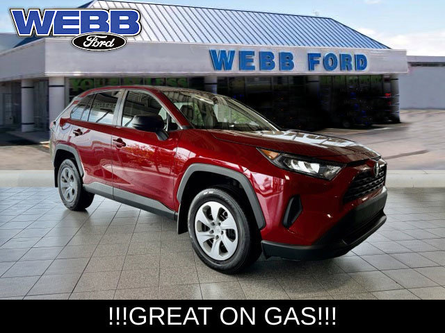 Used 2022 Toyota RAV4 LE AWD/4WD image 1