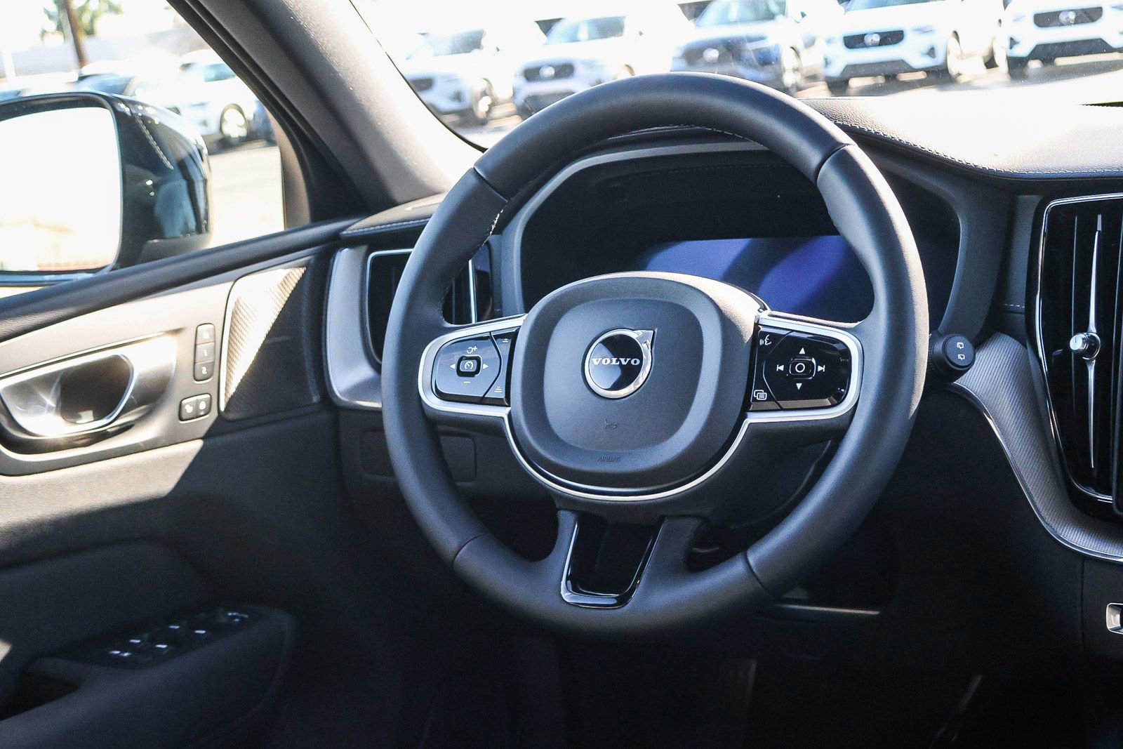 New 2026 Volvo XC60 B5 Ultra w/ Climate Package PRO image 25