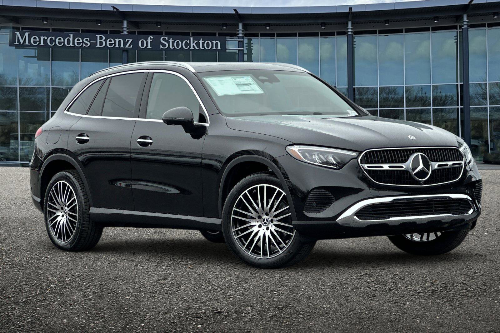 New 2026 Mercedes-Benz GLC 300 4MATIC