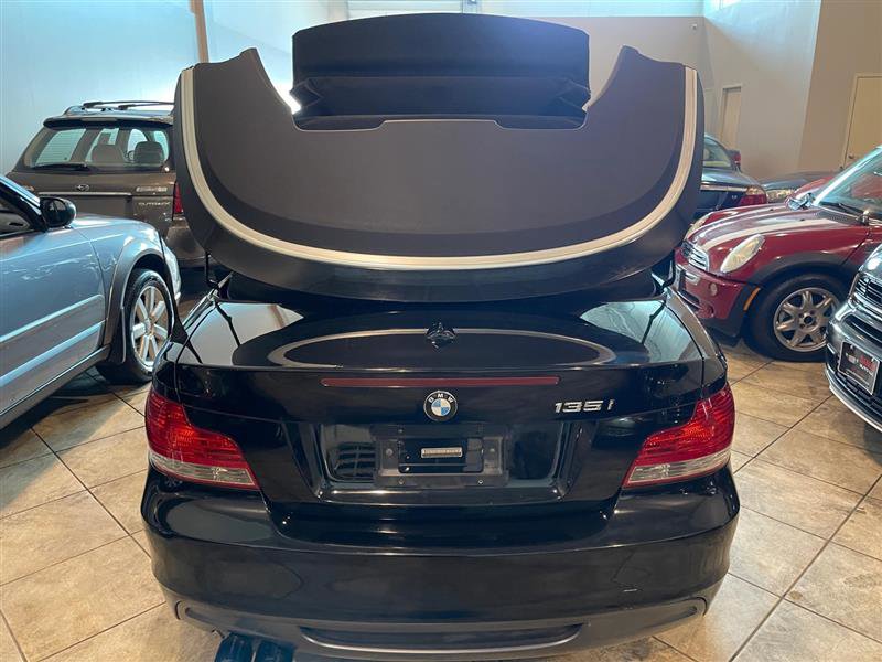 Used 2009 BMW 135i Convertible image 21