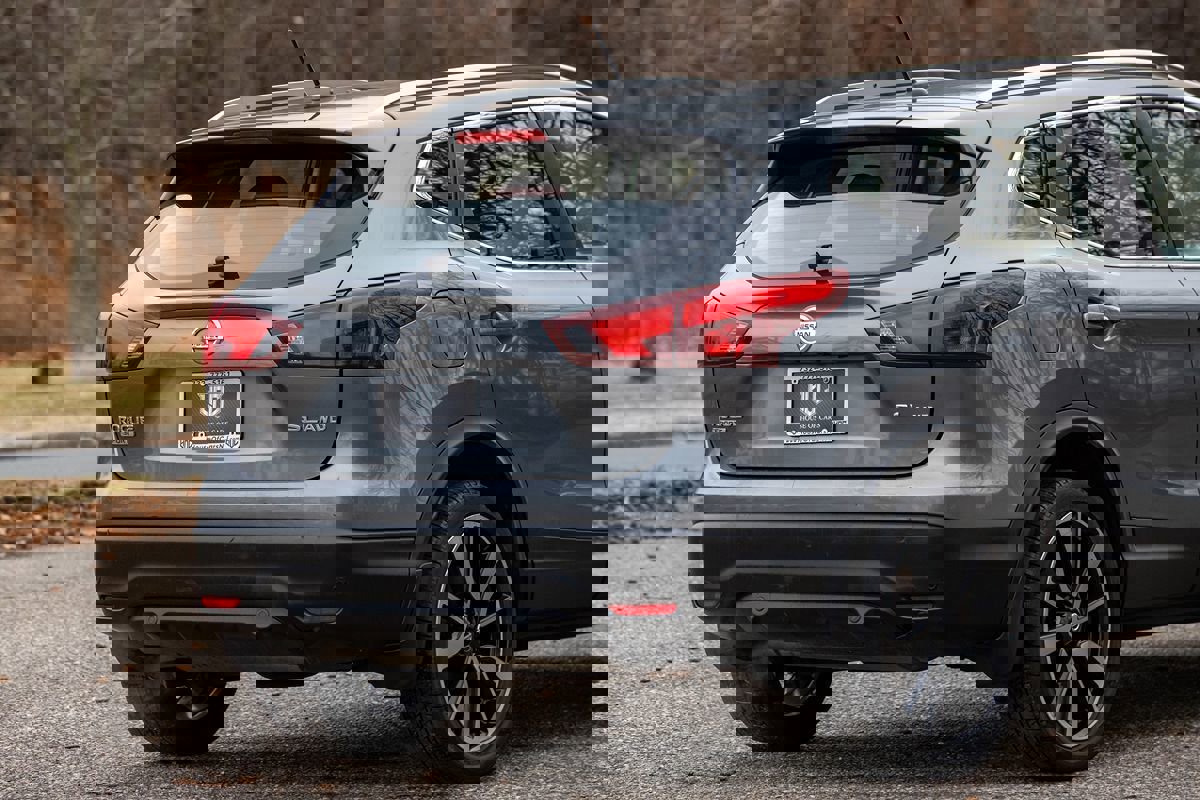 Used 2019 Nissan Rogue Sport SL image 5