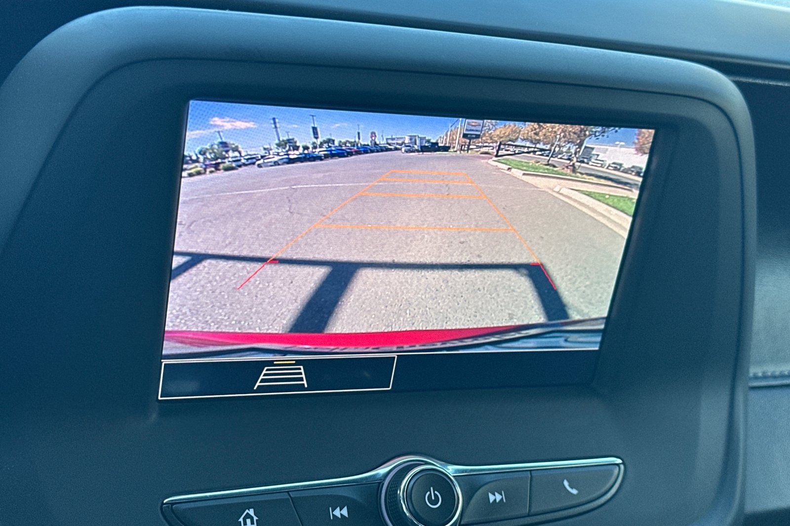 Used 2021 Chevrolet Camaro LT RWD image 17