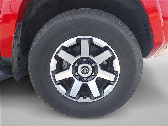 Certified 2024 Toyota 4Runner TRD Off-Road AWD/4WD image 18