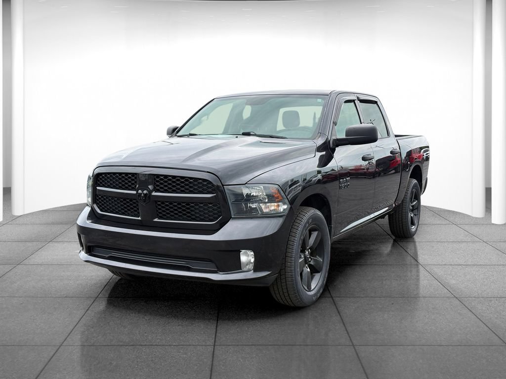 Used 2016 RAM 1500 Express w/ Black Ram 1500 Express Group AWD/4WD image 3