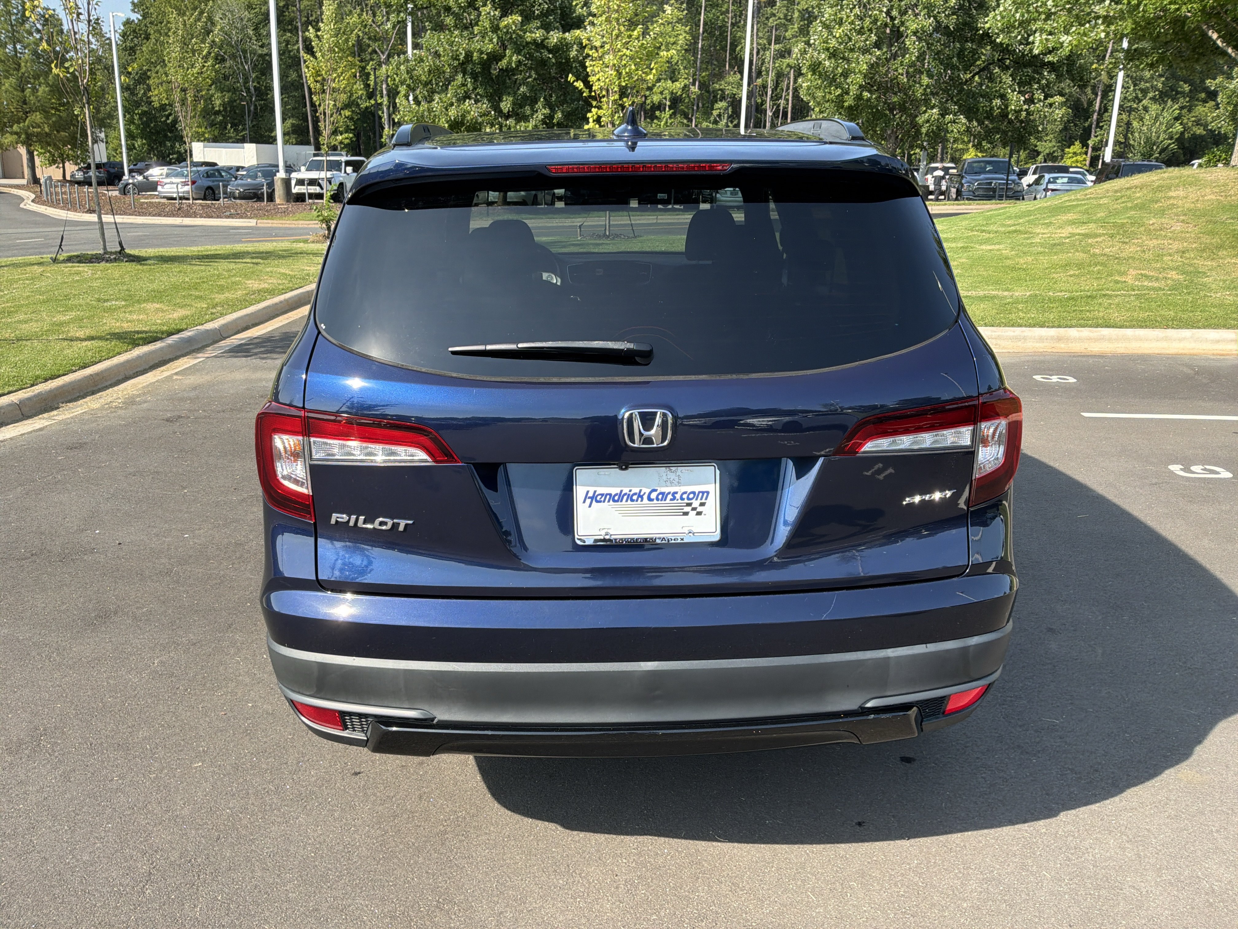 Used 2022 Honda Pilot Sport image 9