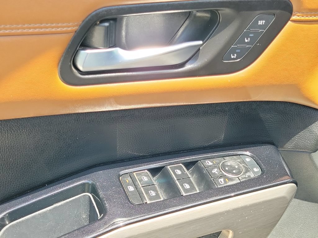 Certified 2024 Nissan Pathfinder Platinum FWD image 25