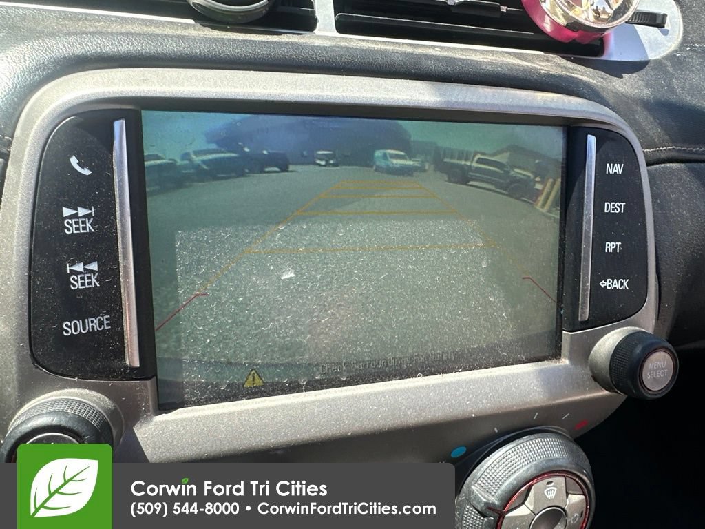 Used 2015 Chevrolet Camaro LT RWD image 3