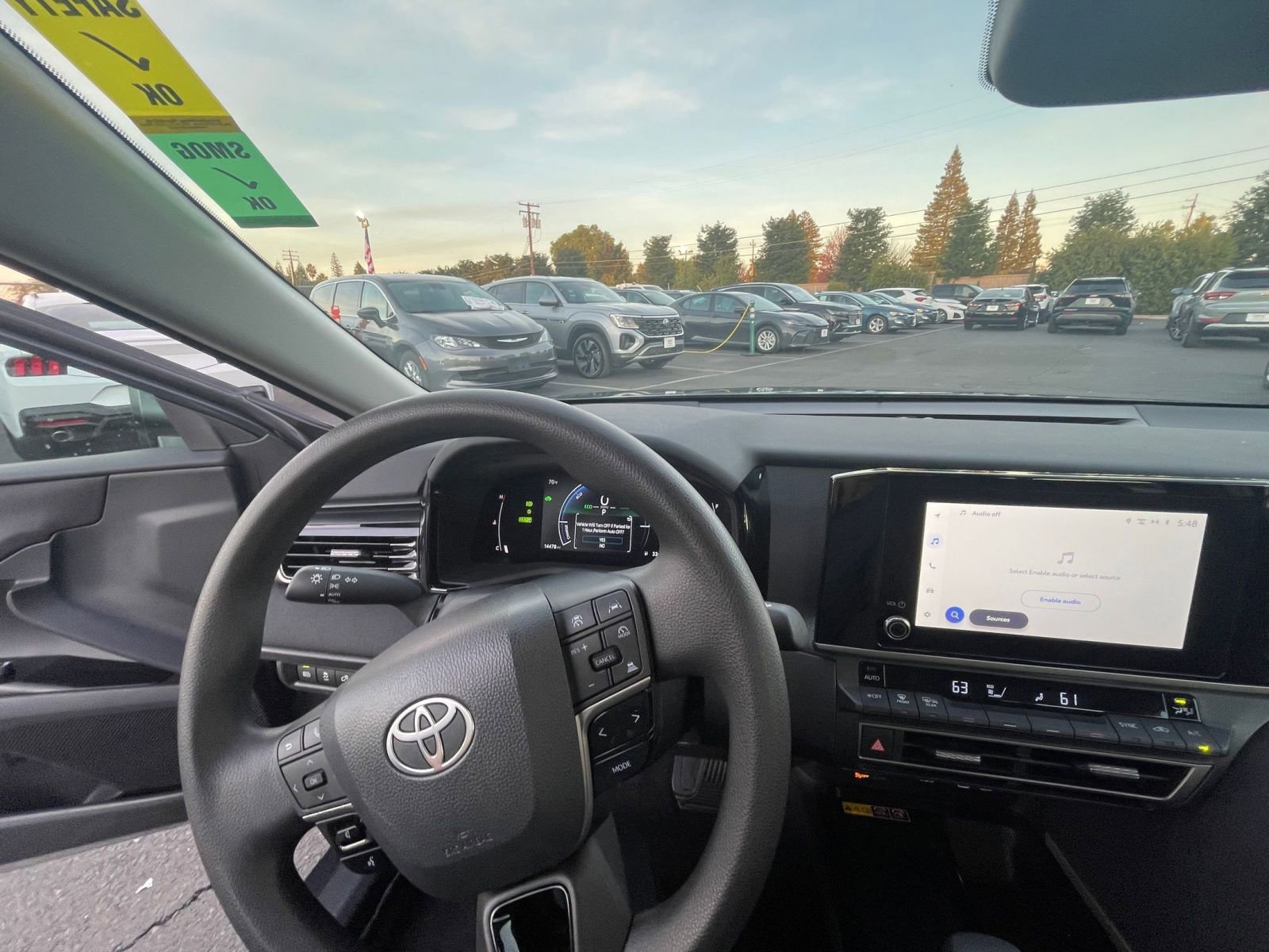 Used 2025 Toyota Camry LE image 28