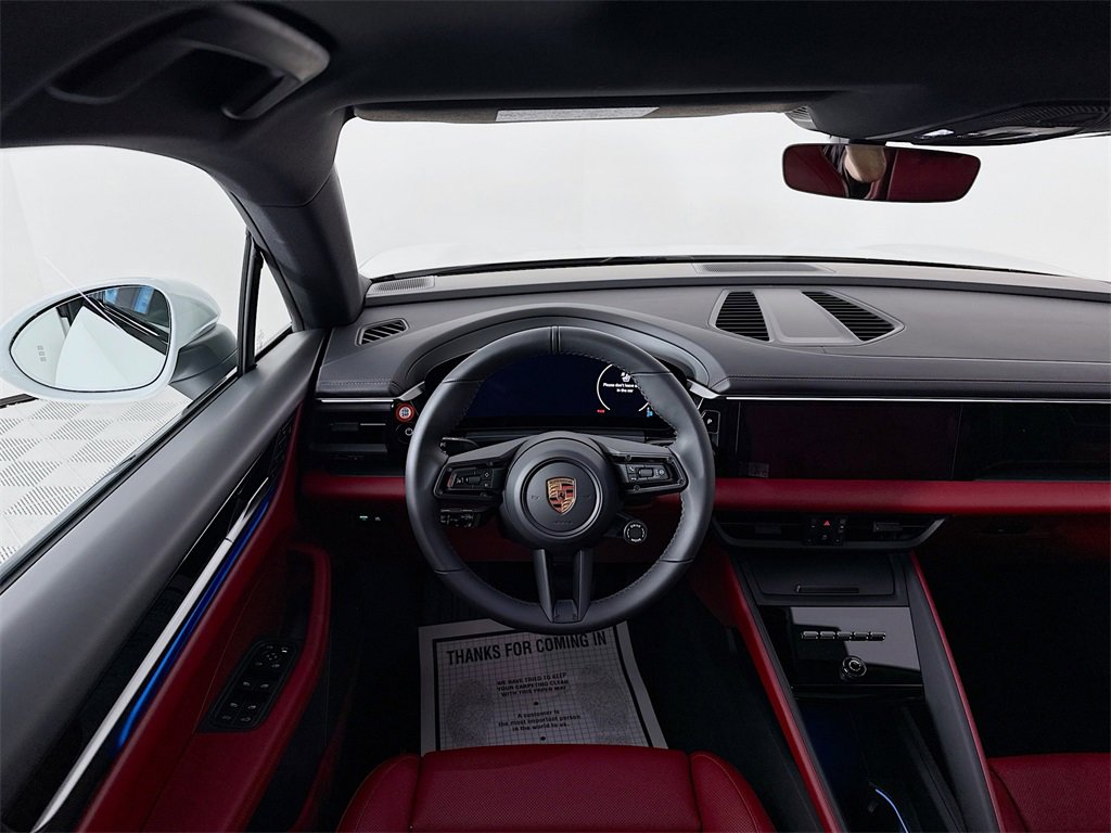 Used 2025 Porsche Macan Electric image 24