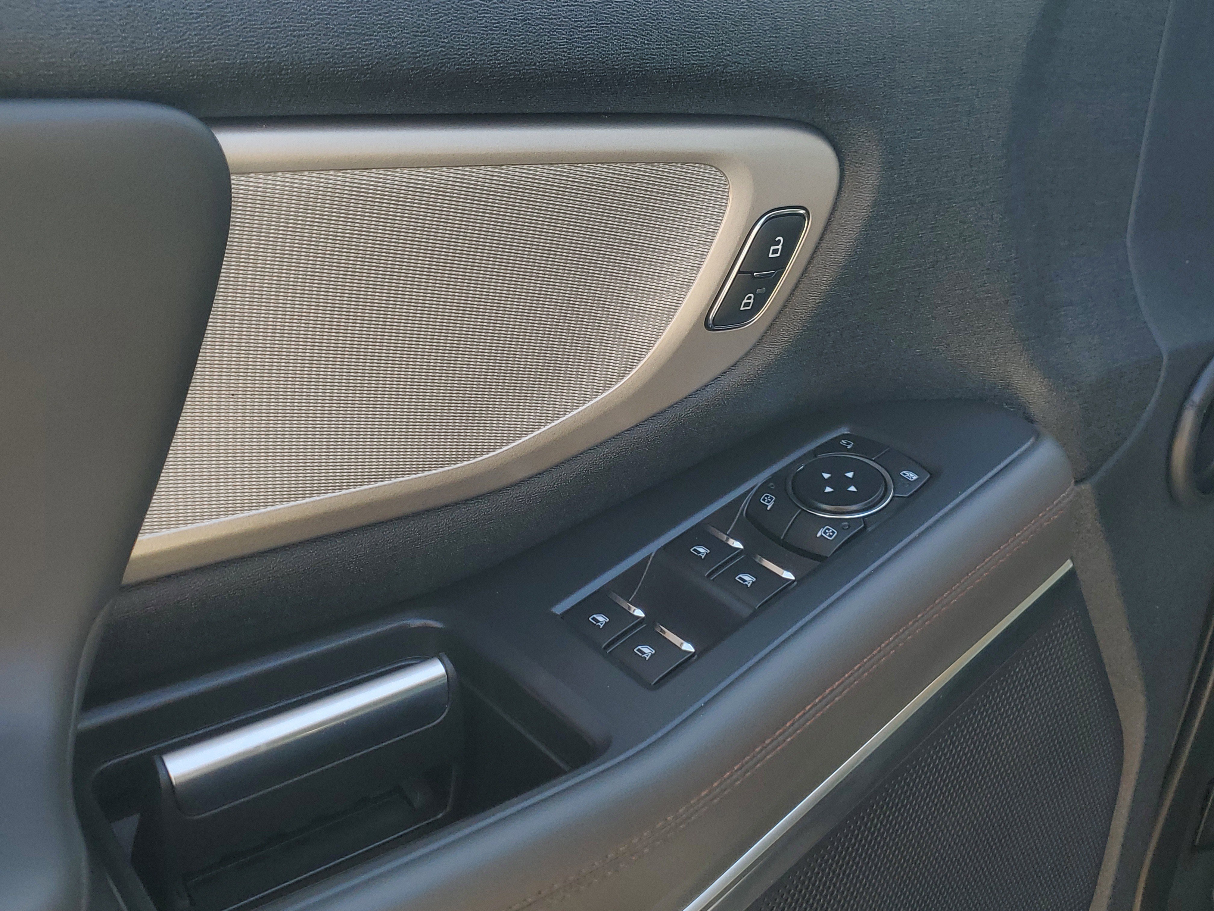 Certified 2025 Ford Expedition Active image 21