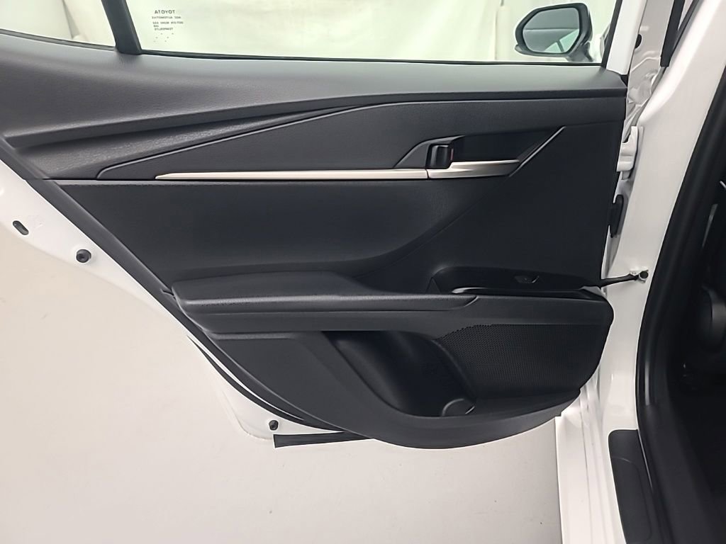 Used 2026 Toyota Camry LE FWD image 18