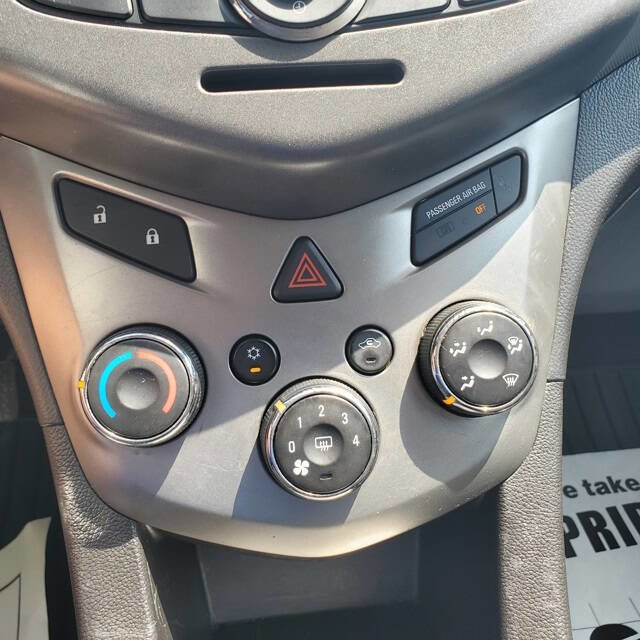 Used 2012 Chevrolet Sonic LT image 28