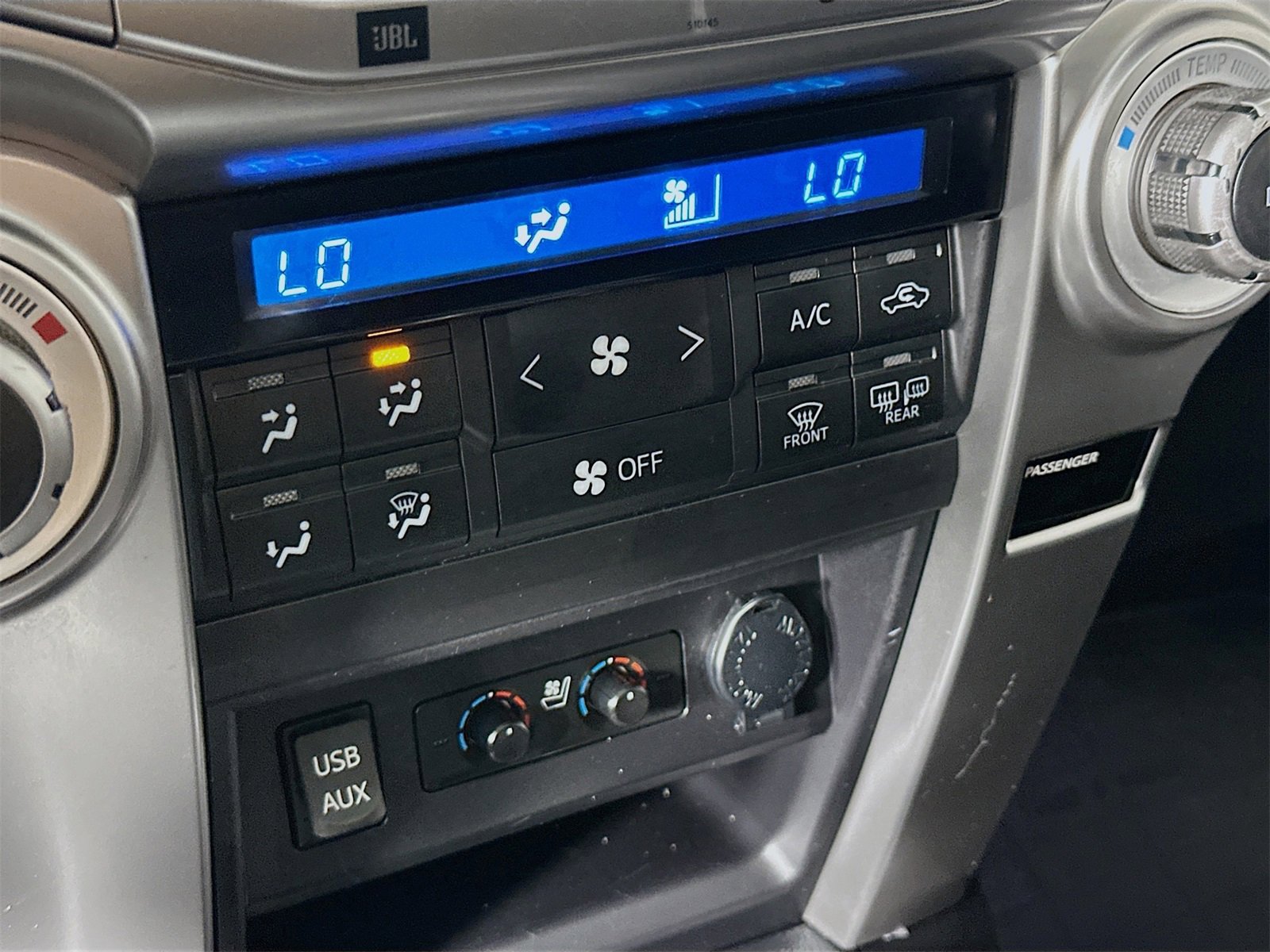 Used 2016 Toyota 4Runner Limited image 16