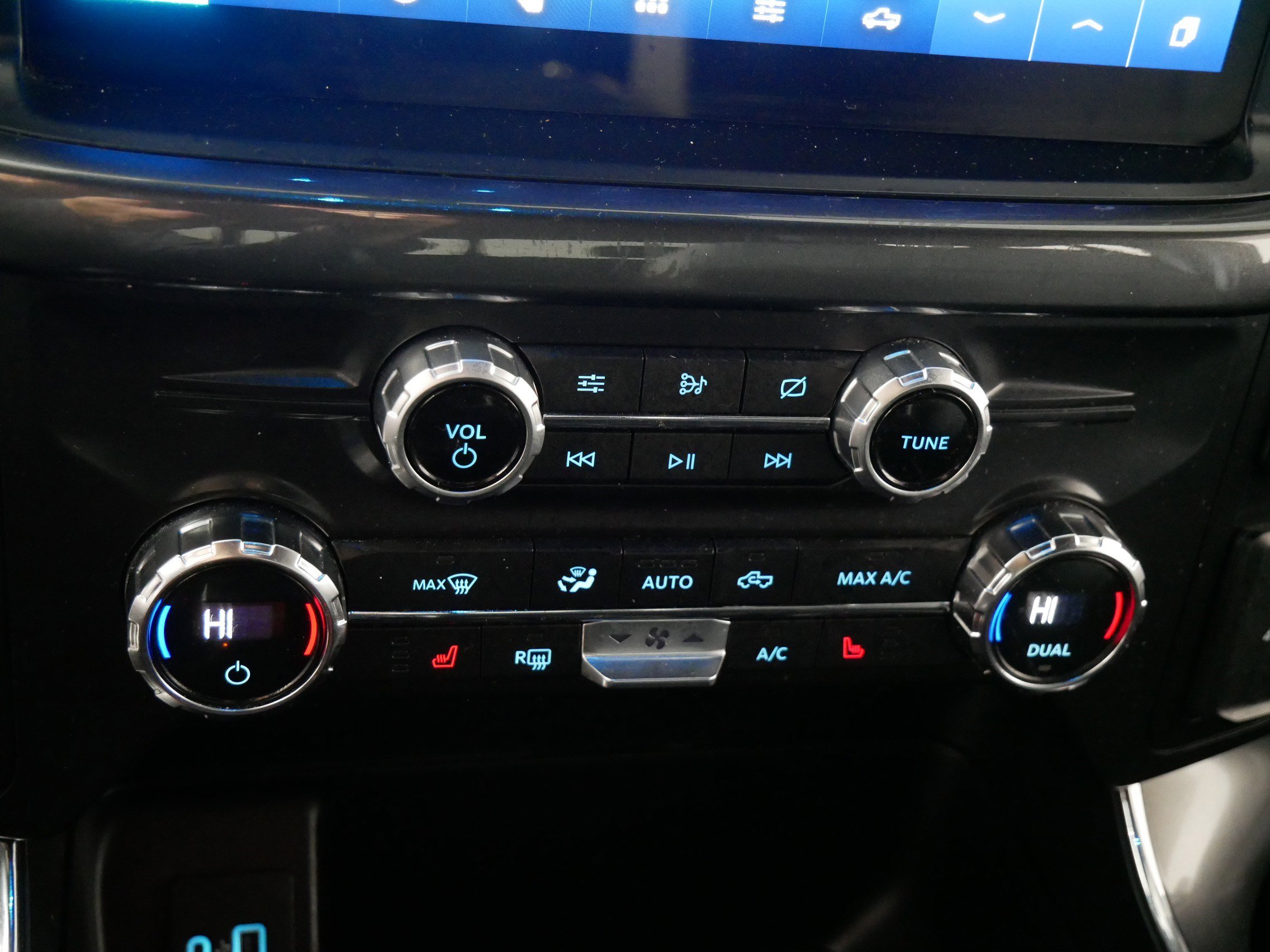 Used 2021 Ford F150 XLT w/ Equipment Group 302A High image 23