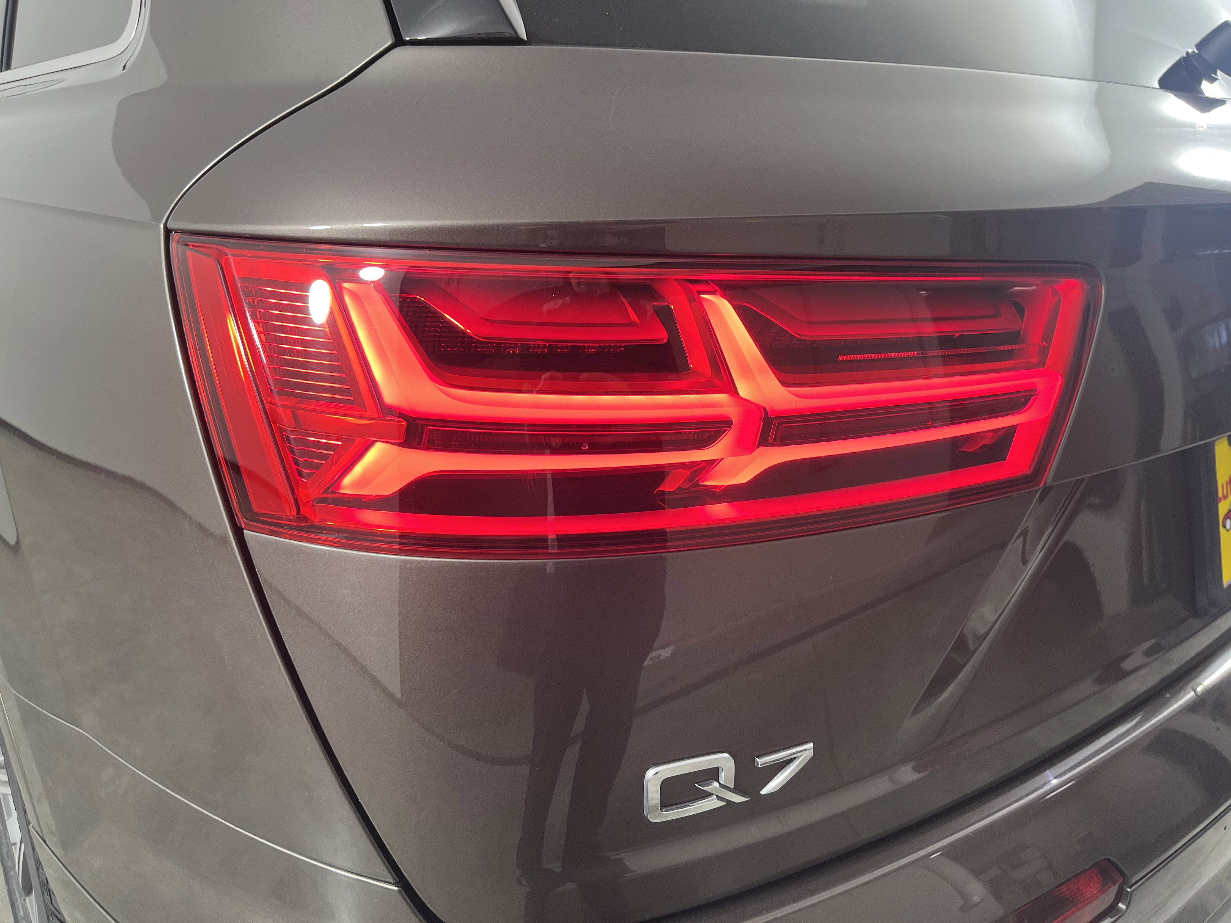 Used 2019 Audi Q7 2.0T Premium Plus AWD/4WD image 27